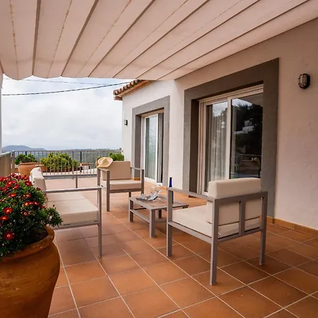 Casa Adela Villa *