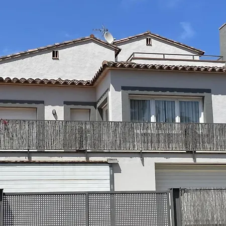 Casa Adela Villa *