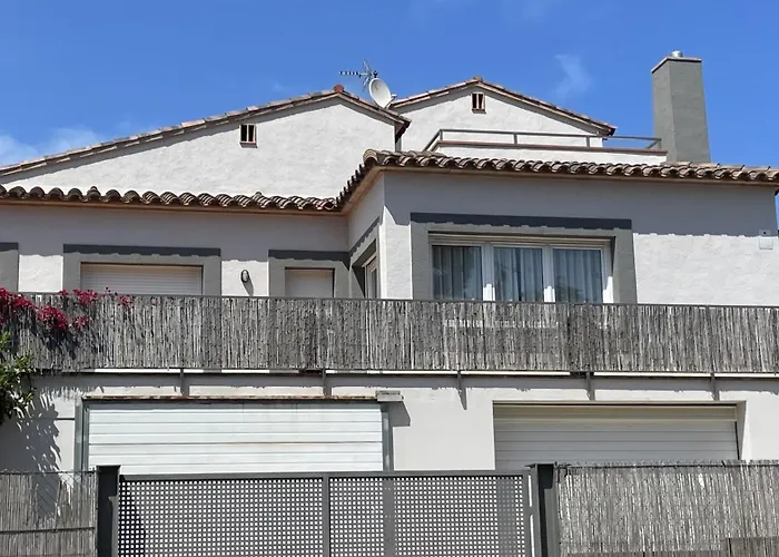 Casa Adela Villa *