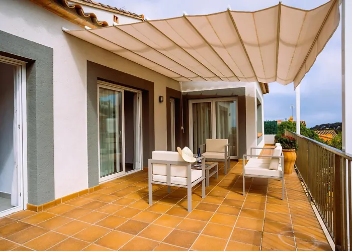 Casa Adela Villa